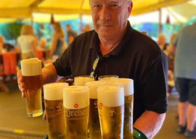 Öreg Sam Étterem | Kollégáink