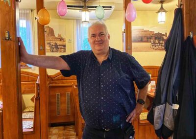 Öreg Sam Étterem | Kollégáink